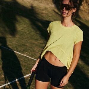 Chic Lemon Short Sleeve Women's Tee